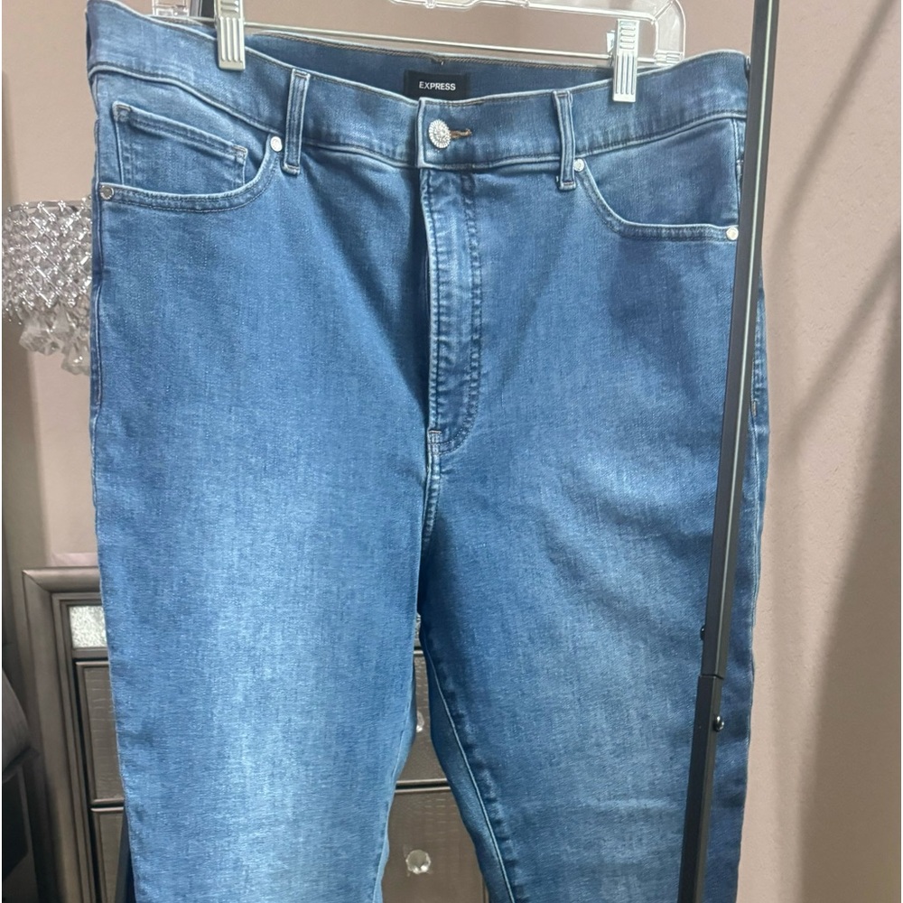 Express skinny super high rise jeans size 16. Like new